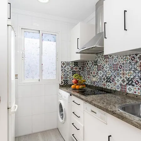 Malagadevacaciones - La Carihuela Torremolinos