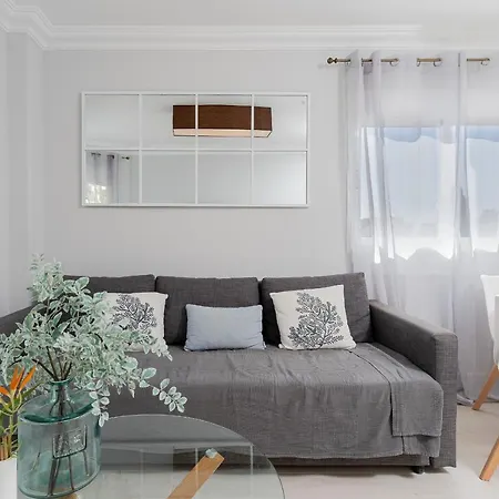 Malagadevacaciones - La Carihuela アパート *