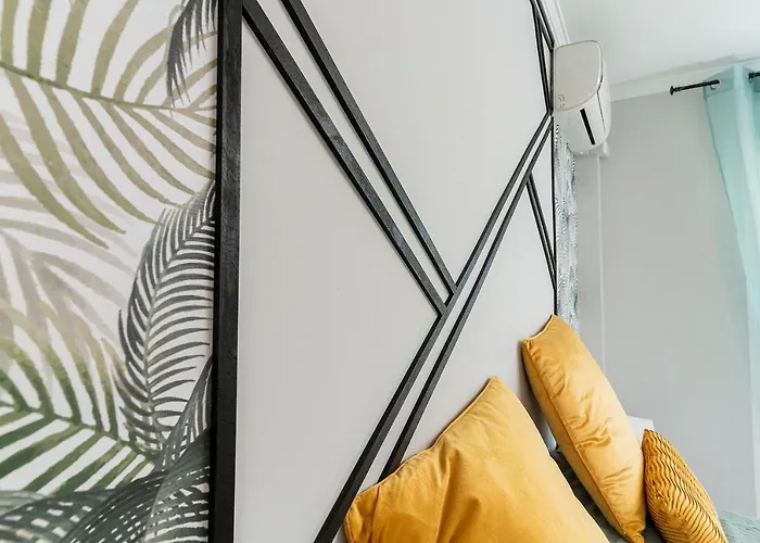 Malagadevacaciones - La Carihuela * Torremolinos