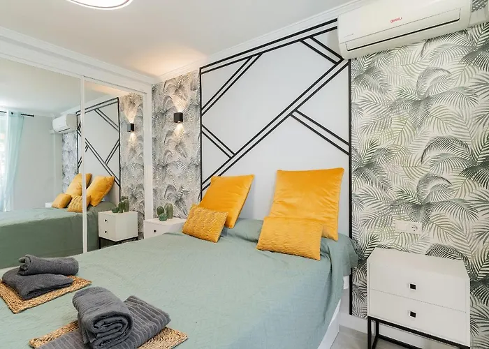 Malagadevacaciones - La Carihuela * Torremolinos